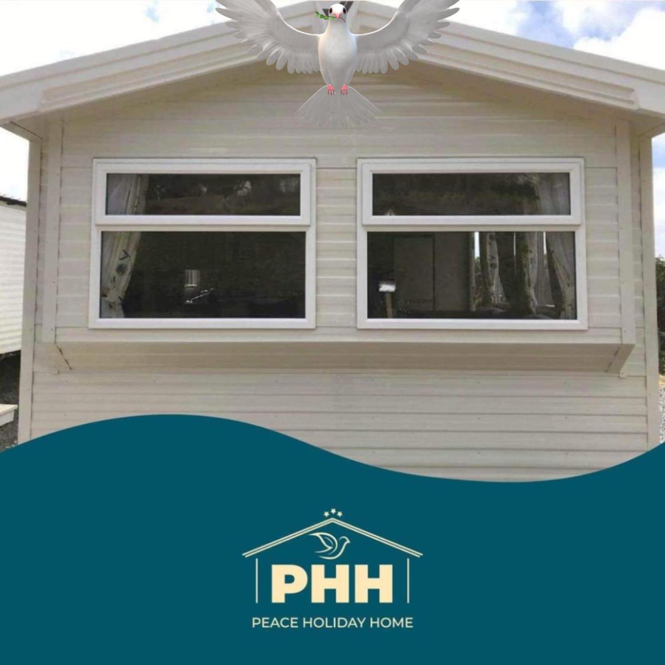 Exclusive 3 Bedroom Caravan, Sleeps 8 People At Parkdean Newquay Holiday Park, Cornwall, Uk Extérieur photo